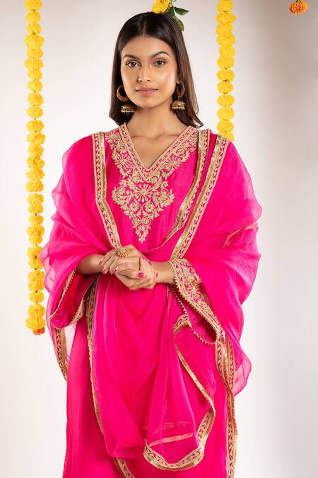Priyaa Pink Organza, Chnderi Silk Zari And Dori V Neck Kurta Pant Set Online at Aza Fashions Priyaa_Pink Organza, Chnderi Silk Zari And Dori V Neck Kurta Pant Set _Online_at_Aza_Fashions