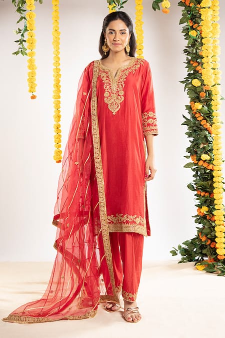 Priyaa Red Organza, Chander Silk Zari And Dori Round Kurta Set 