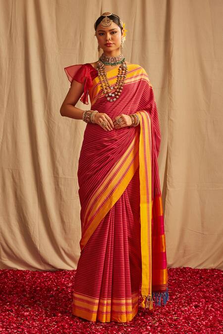 Ilkal Handloom Sarees Online | Pattu saree blouse designs, Unique blouse  designs, Saree wearing styles