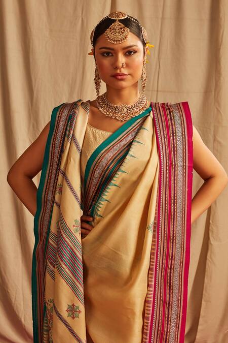 Buy_Paaprika_Beige Vidarbha Silk Floral Patterns Kasuti Embroidered Saree_Online_at_Aza_Fashions