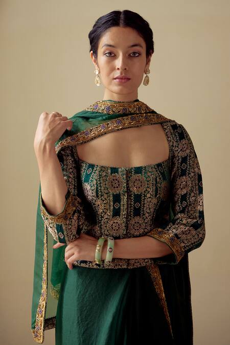 Mimamsaa Green Blouse Satin Brocade, Saree Organza Padmini With Corset Online at Aza Fashions Mimamsaa_Green Blouse Satin Brocade, Saree Organza Padmini With Corset_Online_at_Aza_Fashions