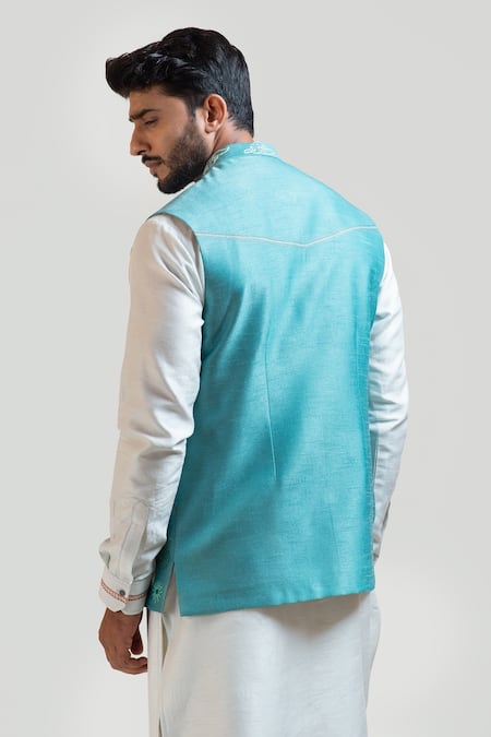 Shop PAARSH Beige Jacket Silk Kurta Silk Pant Malai Embroidered Nehru And Set at Aza Fashions Shop_PAARSH_Beige Jacket Silk Kurta Silk Pant Malai Embroidered Nehru And Set _at_Aza_Fashions