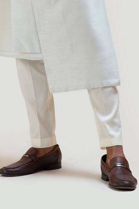 PAARSH Beige Jacket Silk Kurta Silk Pant Malai Embroidered Nehru And Set at Aza Fashions PAARSH_Beige Jacket Silk Kurta Silk Pant Malai Embroidered Nehru And Set _at_Aza_Fashions