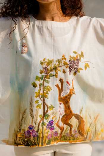 Purvi Doshi_White Handwoven And Handspun Cotton Animal Print Round Hand Painted Cape Style Top_at_Aza_Fashions