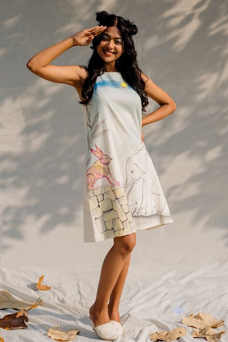 Purvi Doshi_White Handwoven And Handspun Cotton Animal Print Round Hand Painted Dress _Online_at_Aza_Fashions