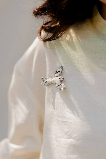 Buy_Purvi Doshi_White Handwoven And Handspun Cotton Animal Print High Hand Painted Top_Online_at_Aza_Fashions