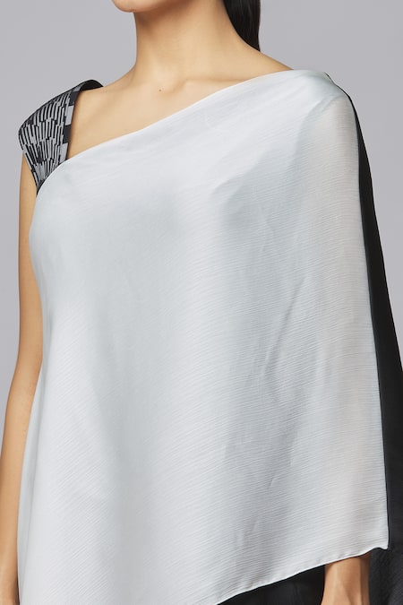 Buy Amit Aggarwal Black Chiffon Asymmetric Colorblock One Shoulder Dress Online at Aza Fashions Buy_Amit Aggarwal_Black Chiffon Asymmetric Colorblock One Shoulder Dress _Online_at_Aza_Fashions