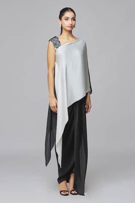 Amit Aggarwal Black Chiffon Asymmetric Colorblock One Shoulder Dress Online at Aza Fashions Amit Aggarwal_Black Chiffon Asymmetric Colorblock One Shoulder Dress _Online_at_Aza_Fashions