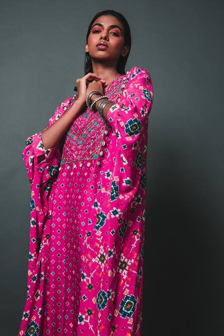 Sonam Luthria Pink Crepe Patola Print, Beads Work Round Pattern Kaftan Kurta And Pant Set Online at Aza Fashions Sonam Luthria_Pink Crepe Patola Print, Beads Work Round Pattern Kaftan Kurta And Pant Set_Online_at_Aza_Fashions