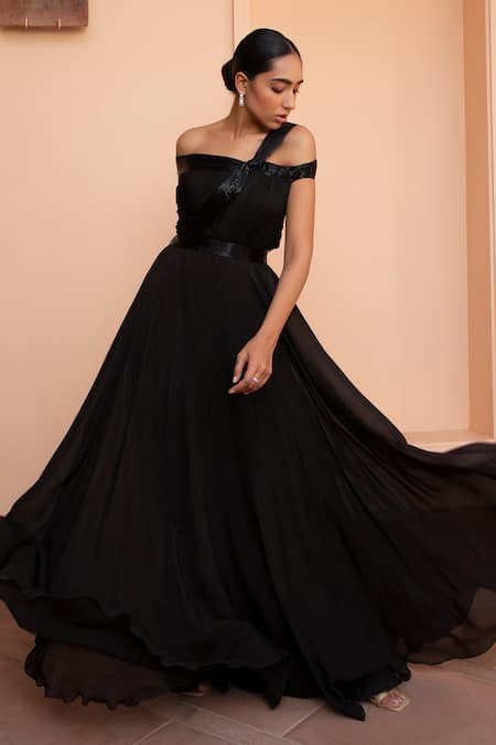 Heavy Sequins Black Gown for Women