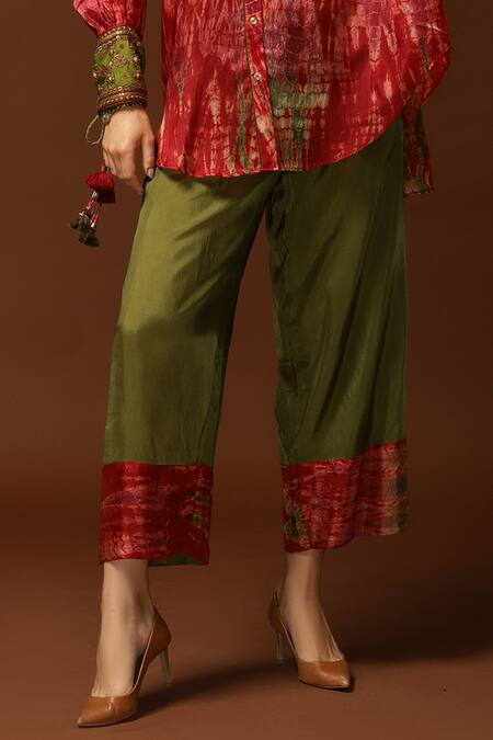 Capisvirleo_Red Habutai Silk Sequin, Thread And Bead, Tie & Dye Band Tunic & Pant Set _at_Aza_Fashions