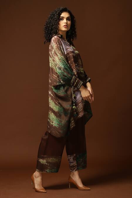 Capisvirleo_Brown Habutai Silk Sequin, Thread And Bead, Tie & Dye Kaftan Tunic & Pant Set _Online_at_Aza_Fashions