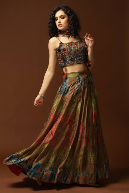 Capisvirleo_Gold Habutai Silk Lining Cotton Shantoon Sequin, Thread And Bead, & Lehenga Set _Online_at_Aza_Fashions