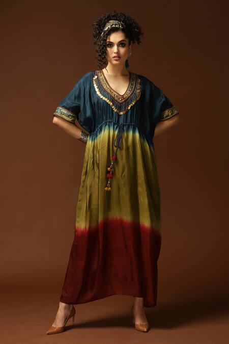 Capisvirleo Blue Habutai Silk Sequin, Thread And Bead, Tie & Dye V Neck & Kaftan 