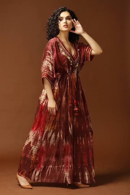 Capisvirleo_Brown Habutai Silk Sequin, Thread And Bead, Tie & Dye V Neck & Kaftan _Online_at_Aza_Fashions