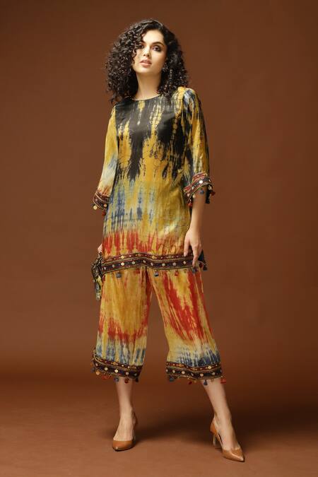 Shop_Capisvirleo_Black Habutai Silk Sequin, Thread And Bead, Tie & Dye Round & Tunic Palazzo Set _Online_at_Aza_Fashions