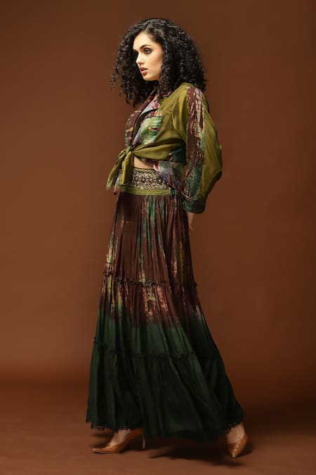 Capisvirleo Green Habutai Silk Print And Embroidered Tie-dye Tie & Dye Skirt  