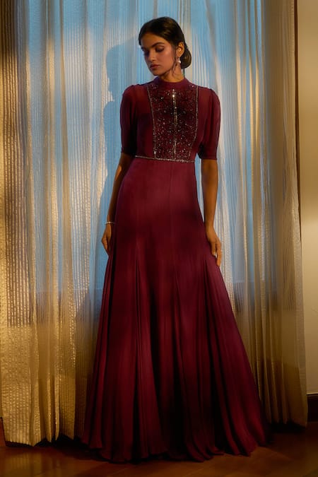 Parshya Floral Embroidered Fish Cut Gown 