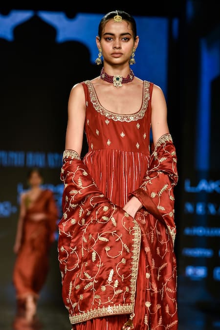 Punit Balana_Maroon Chanderi Silk Gota, Marodi Scoop Neck Embroidered Anarkali Set _Online_at_Aza_Fashions