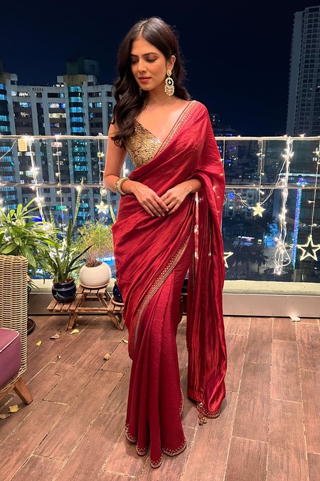 Shop_Punit Balana_Red Organza Silk Metallic Work V Neck Saree With Blouse _at_Aza_Fashions