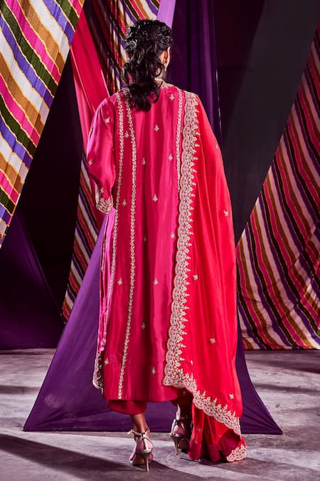 Shop Punit Balana Pink And Organza Marodi & Zardozi Scoop Neck Kurta Pant Set at Aza Fashions Shop_Punit Balana_Pink And Organza Marodi & Zardozi Scoop Neck Kurta Pant Set _at_Aza_Fashions