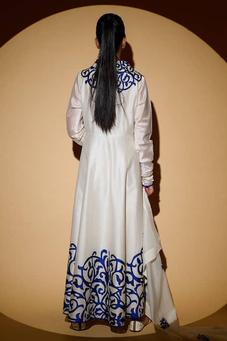 Shop Taika By Poonam Bhagat White Chanderi, Lycra Net V Neck Applique Anarkali Set at Aza Fashions Shop_Taika By Poonam Bhagat_White Chanderi, Lycra Net V Neck Applique Anarkali Set _at_Aza_Fashions