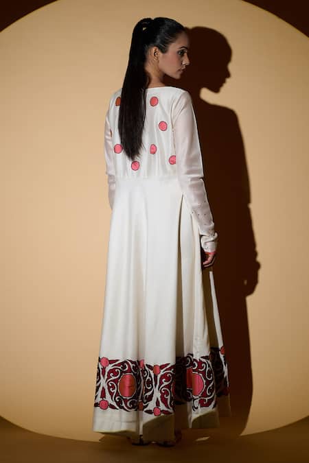 Shop Taika By Poonam Bhagat White Chanderi, Lycra Net U Neck Applique Anarkali Set at Aza Fashions Shop_Taika By Poonam Bhagat_White Chanderi, Lycra Net U Neck Applique Anarkali Set _at_Aza_Fashions