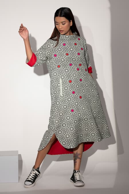 Taika By Poonam Bhagat_Ivory Cotton Linen Geometric Wide Fold Collar Red Dot Dress_Online_at_Aza_Fashions