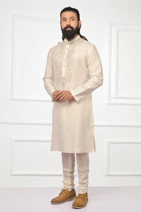 Nitesh Singh Chauhan Chanderi Silk Embroidered Kurta Set 