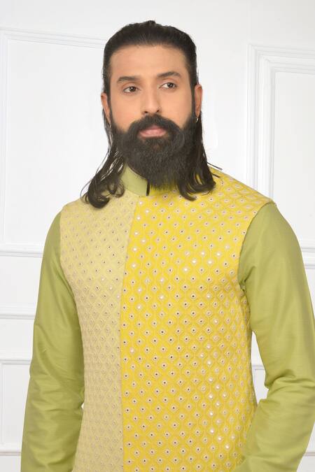 Nitesh Singh Chauhan_Yellow Crepe, Cotton Silk Blend Embroidered Bundi And Kurta Set _at_Aza_Fashions