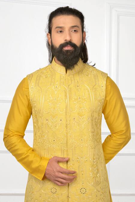Nitesh Singh Chauhan_Yellow Cotton Silk Blend Embroidered Bundi And Kurta Set _at_Aza_Fashions