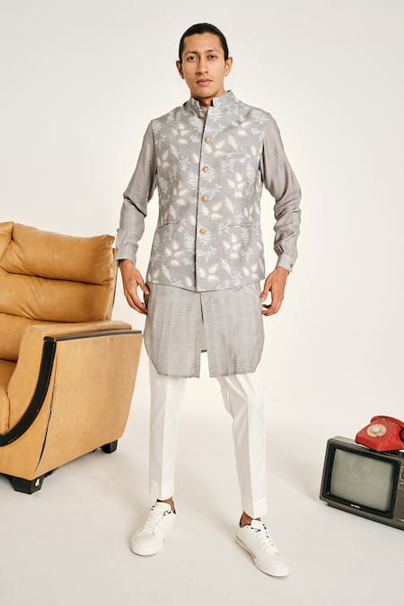 Project Bandi Grey Malai Cotton Floral Mountain Ash Printed Bundi 