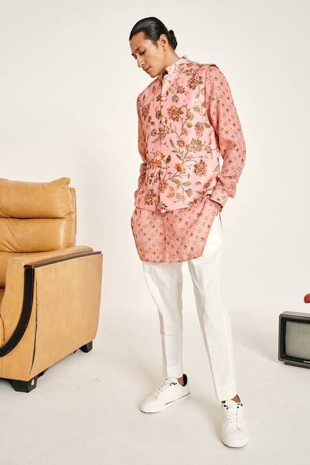 Project Bandi Pink Malai Cotton Floral Print Bundi Online at Aza Fashions Project Bandi_Pink Malai Cotton Floral Print Bundi _Online_at_Aza_Fashions