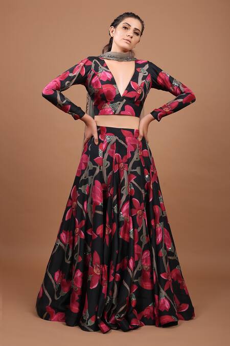 Prints By Radhika Black Pure Silk Printed Lehenga Set Online at Aza Fashions Prints By Radhika_Black Pure Silk Printed Lehenga Set_Online_at_Aza_Fashions