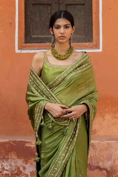 Punit Balana_Green Silk Organza U Neck Saree With Blouse _at_Aza_Fashions