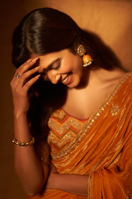 Buy_Punit Balana_Yellow Satin Silk, Velvet Floral, Bandhani Print Saree With Embroidered Blouse _Online_at_Aza_Fashions