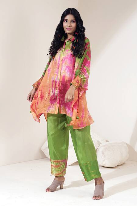 Capisvirleo Orange Habutai Silk Aari Work Spread Collar Fruit Punch Tunic And Pant Set Online at Aza Fashions Capisvirleo_Orange Habutai Silk Aari Work Spread Collar Fruit Punch Tunic And Pant Set _Online_at_Aza_Fashions
