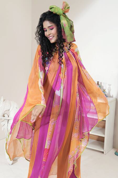 Buy Capisvirleo Purple Georgette And Habutai Silk Floral Print & Cosmopolitan Tunic & Pant Set Online at Aza Fashions Buy_Capisvirleo_Purple Georgette And Habutai Silk Floral Print & Cosmopolitan Tunic & Pant Set _Online_at_Aza_Fashions