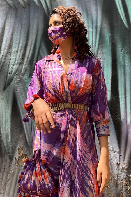 Shop Capisvirleo Purple Habutai Silk Spread Collar Vir - Gin Tonic Dress at Aza Fashions Shop_Capisvirleo_Purple Habutai Silk Spread Collar Vir - Gin Tonic Dress _at_Aza_Fashions