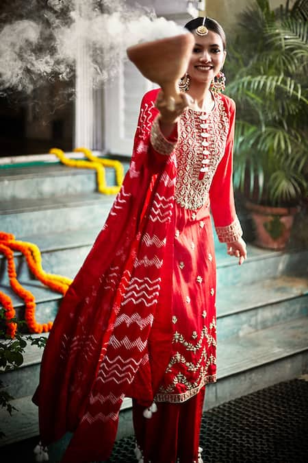Pink City by Sarika Embroidered Silk Chanderi Kurta Set 