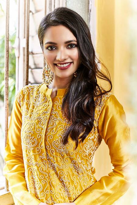 Pink City By Sarika_Yellow Silk Chanderi Embroidered Kurta _Online_at_Aza_Fashions