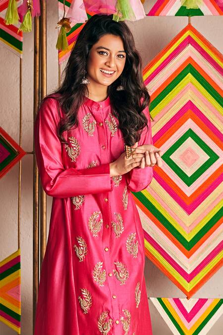 Pink City By Sarika Pink Silk , Tissue Embroidered Kurta Online at Aza Fashions Pink City By Sarika_Pink Silk , Tissue Embroidered Kurta _Online_at_Aza_Fashions