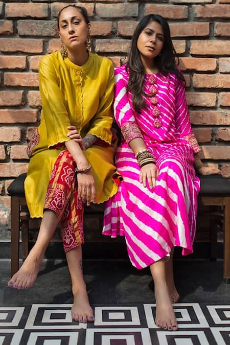 Pink City by Sarika_Yellow Kurta Silk Chanderi Pant Gharchola And Set _Online_at_Aza_Fashions