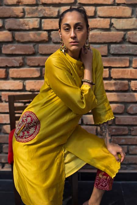 Shop_Pink City by Sarika_Yellow Kurta Silk Chanderi Pant Gharchola And Set _Online_at_Aza_Fashions