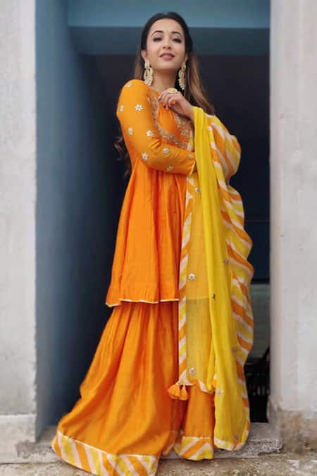 Shop Pink City By Sarika Orange Silk Chanderi Embroidered Kurta Sharara Set at Aza Fashions Shop_Pink City By Sarika_Orange Silk Chanderi Embroidered Kurta Sharara Set _at_Aza_Fashions