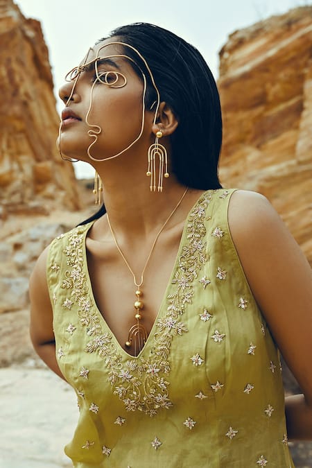 Shop EASE Green Satin , Velvet, Viscose Embroidered Kurta Lehenga Set Online at Aza Fashions Shop_EASE_Green Satin , Velvet, Viscose Embroidered Kurta Lehenga Set _Online_at_Aza_Fashions