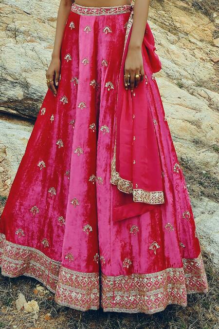 Shop EASE Pink Velvet, Viscose Organza Floral Motifs V Neck Embroidered Bridal Lehenga Set Online at Aza Fashions Shop_EASE_Pink Velvet, Viscose Organza Floral Motifs V Neck Embroidered Bridal Lehenga Set _Online_at_Aza_Fashions