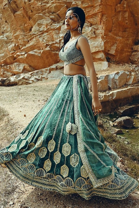 Shop EASE Blue Velvet, Viscose Organza Nakshi V Neck Embroidered Bridal Lehenga Set Online at Aza Fashions Shop_EASE_Blue Velvet, Viscose Organza Nakshi V Neck Embroidered Bridal Lehenga Set _Online_at_Aza_Fashions