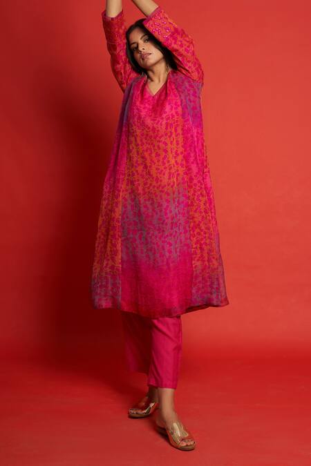 Shop Priti Prashant Magenta Sheer Silk And Organza Floral Print & Sequin V Neck Pansy Kurta Set Online at Aza Fashions Shop_Priti Prashant_Magenta Sheer Silk And Organza Floral Print & Sequin V Neck Pansy Kurta Set _Online_at_Aza_Fashions