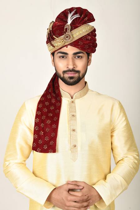 Buy_Samyukta Singhania_Maroon Chanderi Print Safa_Online_at_Aza_Fashions